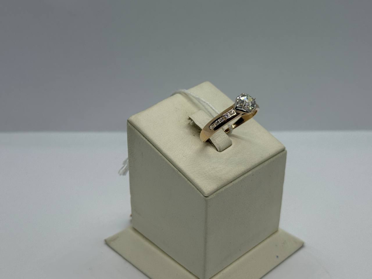 КОЛКМИ585 КОЛЬЦО С КАМНЯМИ (Au 585)