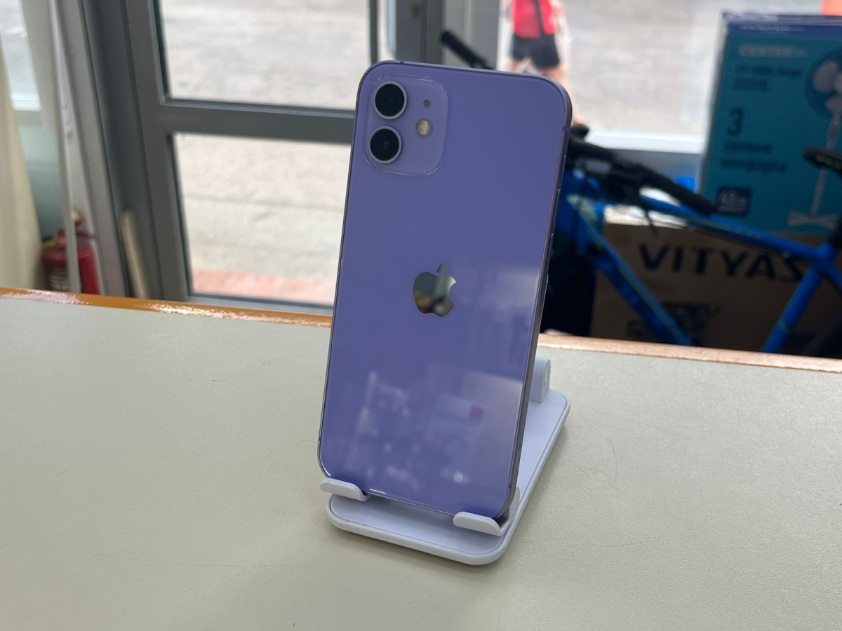 Смартфон Apple iPhone 12 128Gb