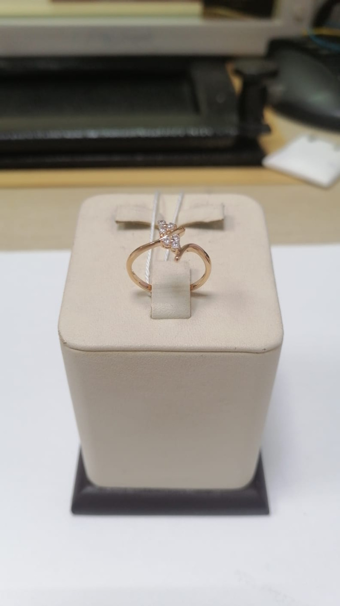 КОЛКМИ585 КОЛЬЦО С КАМНЯМИ (Au 585)