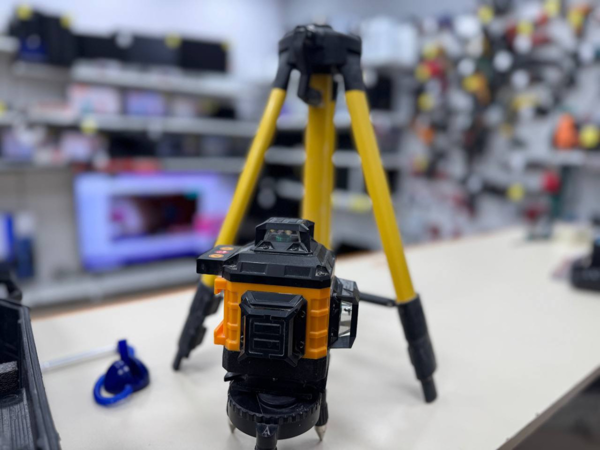 Нивелир Dewalt DW084