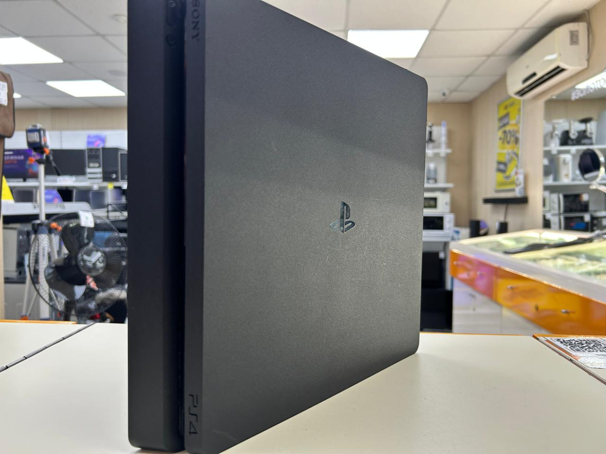 Игровая приставка PlayStation 4 Slim 500GB