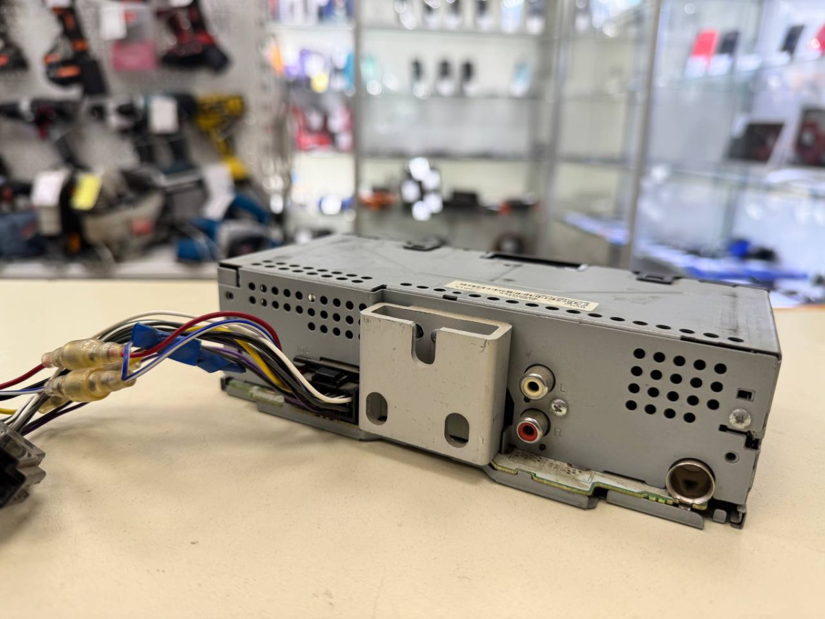 Автомагнитола Pioneer MVH-170UBG