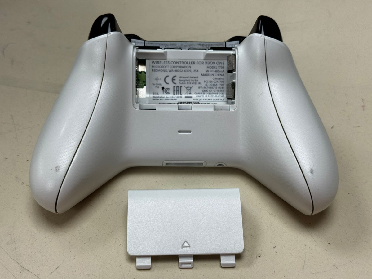 Игровая приставка Xbox One S 1TB