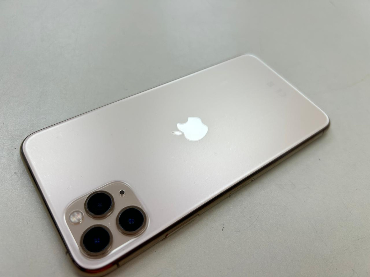 Смартфон Apple iPhone 11 Pro Max 64Gb