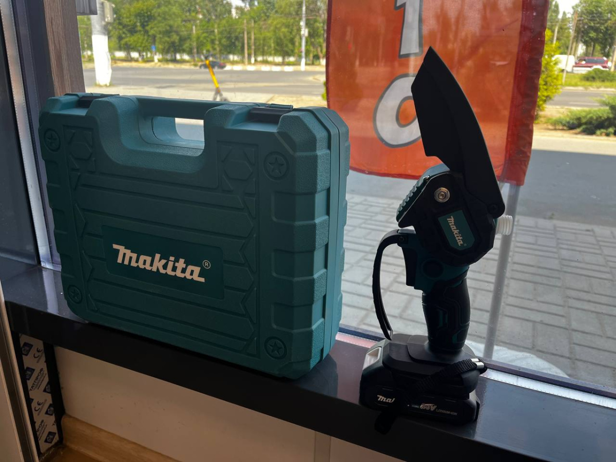 Кусторез Makita 48V