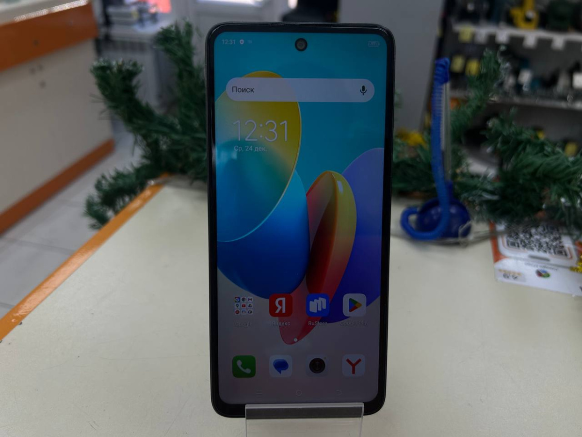 Смартфон Tecno Spark Go 2024 4/128