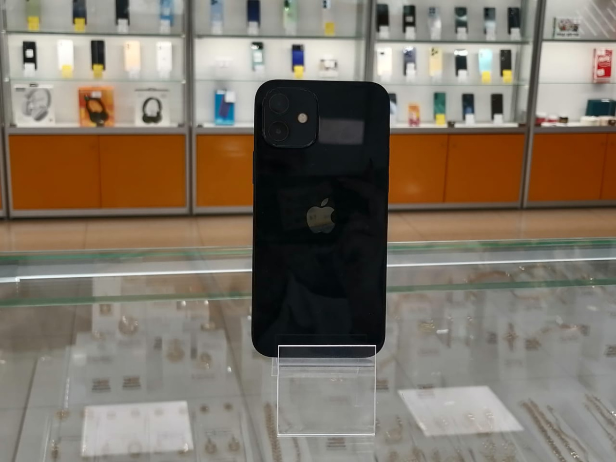 Смартфон Apple iPhone 12 64Gb