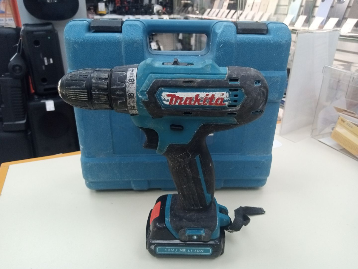 Шуруповерт Makita BTD146