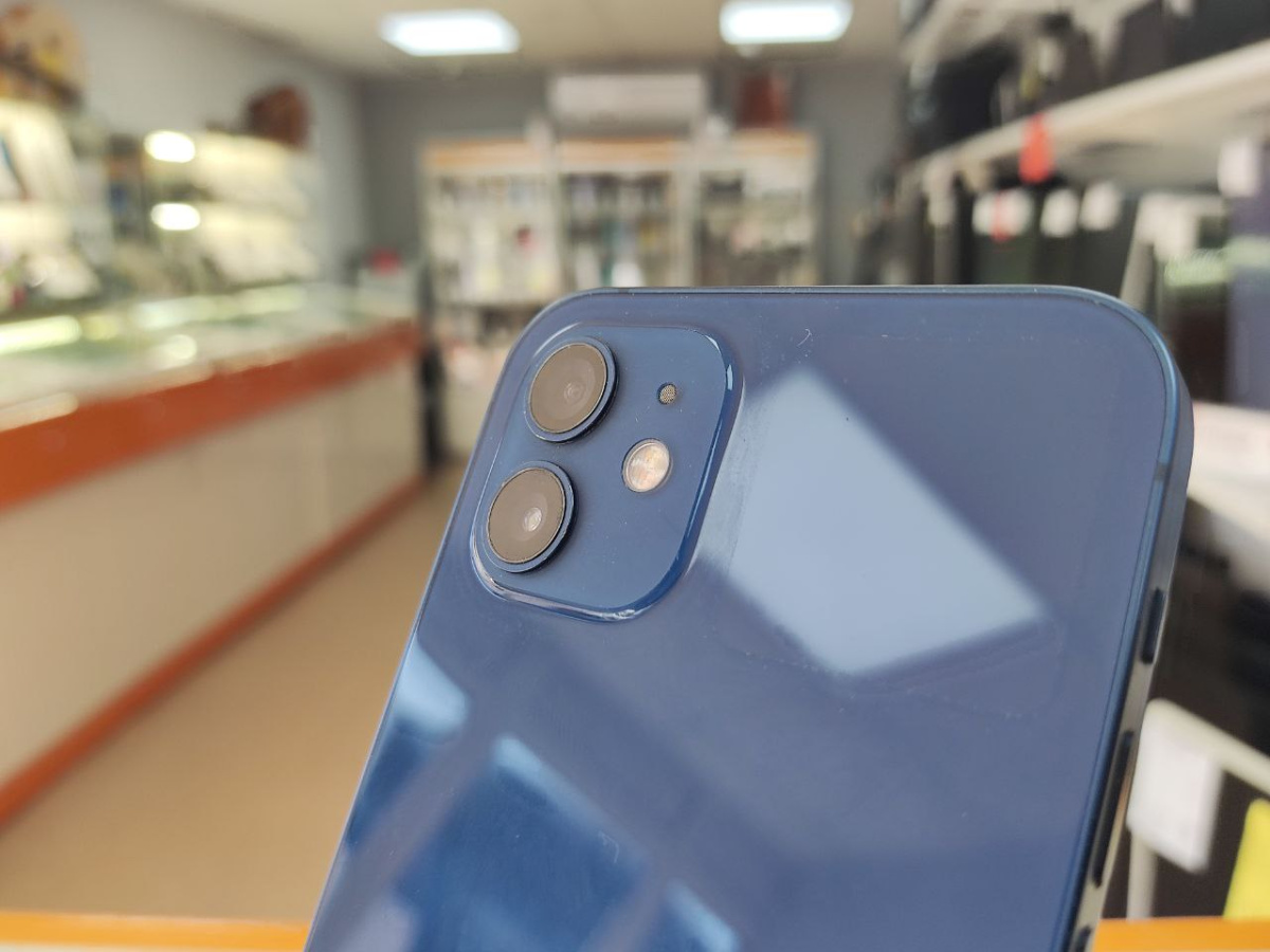 Смартфон Apple iPhone 12 128Gb