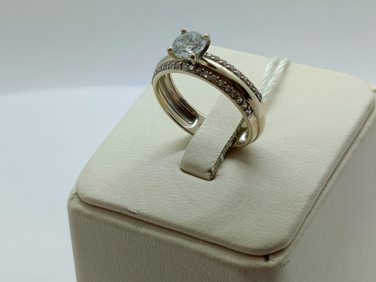 КОЛКМИ585 КОЛЬЦО С КАМНЯМИ (Au 585)