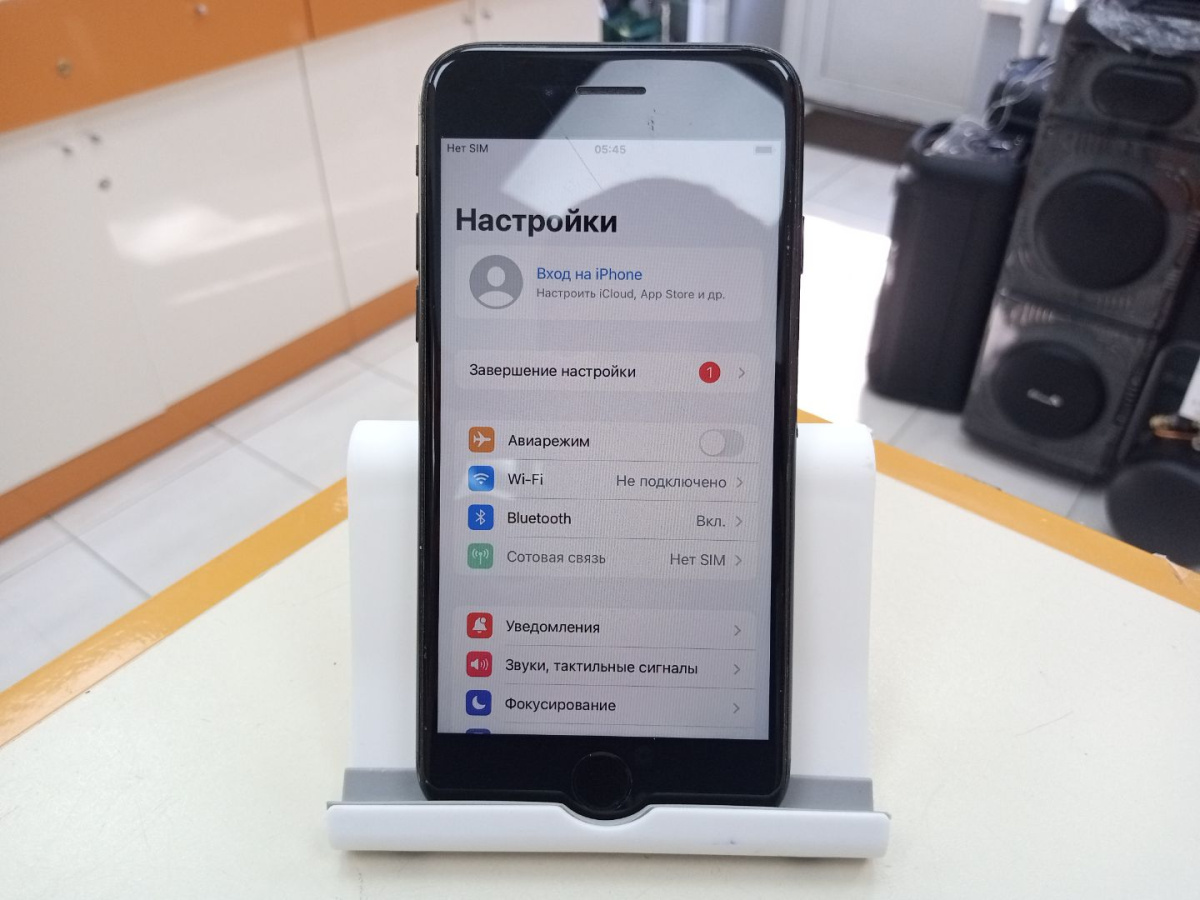Смартфон Apple iPhone 7 32Gb