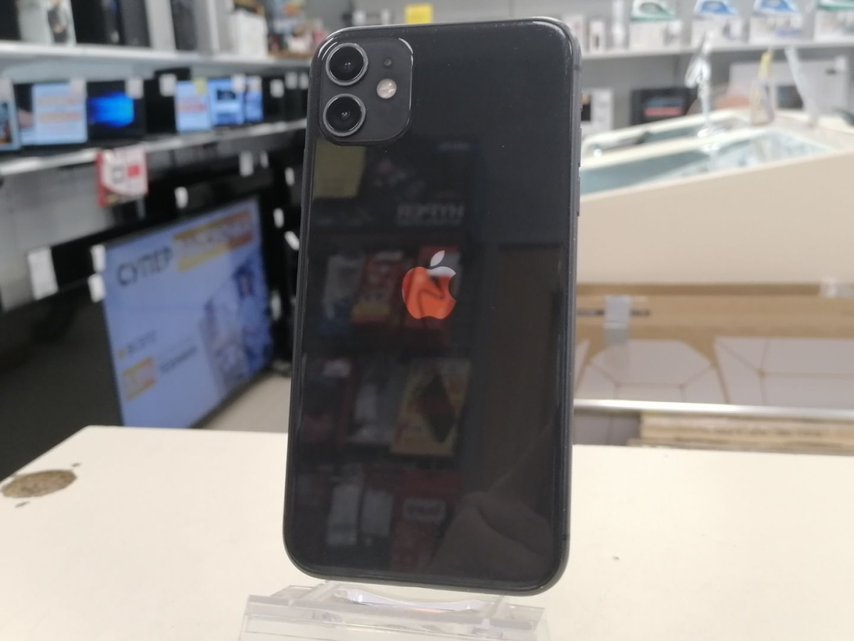 Смартфон Apple iPhone 11 64Gb
