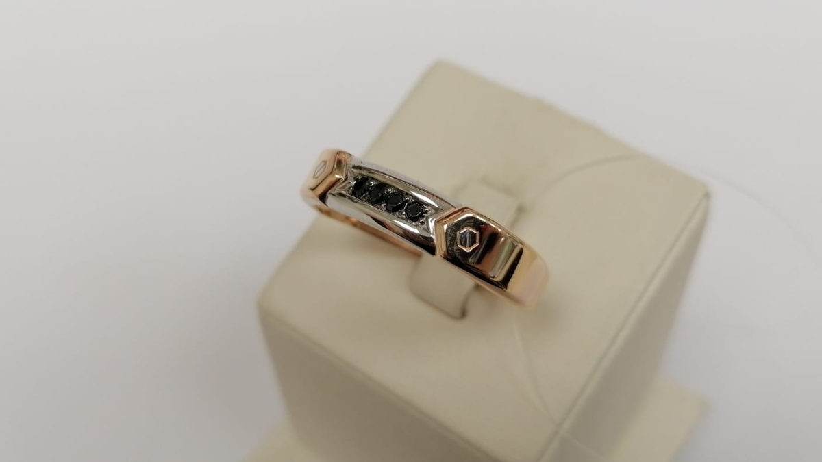 КОЛЬЦО С КАМНЯМИ (Au 585)