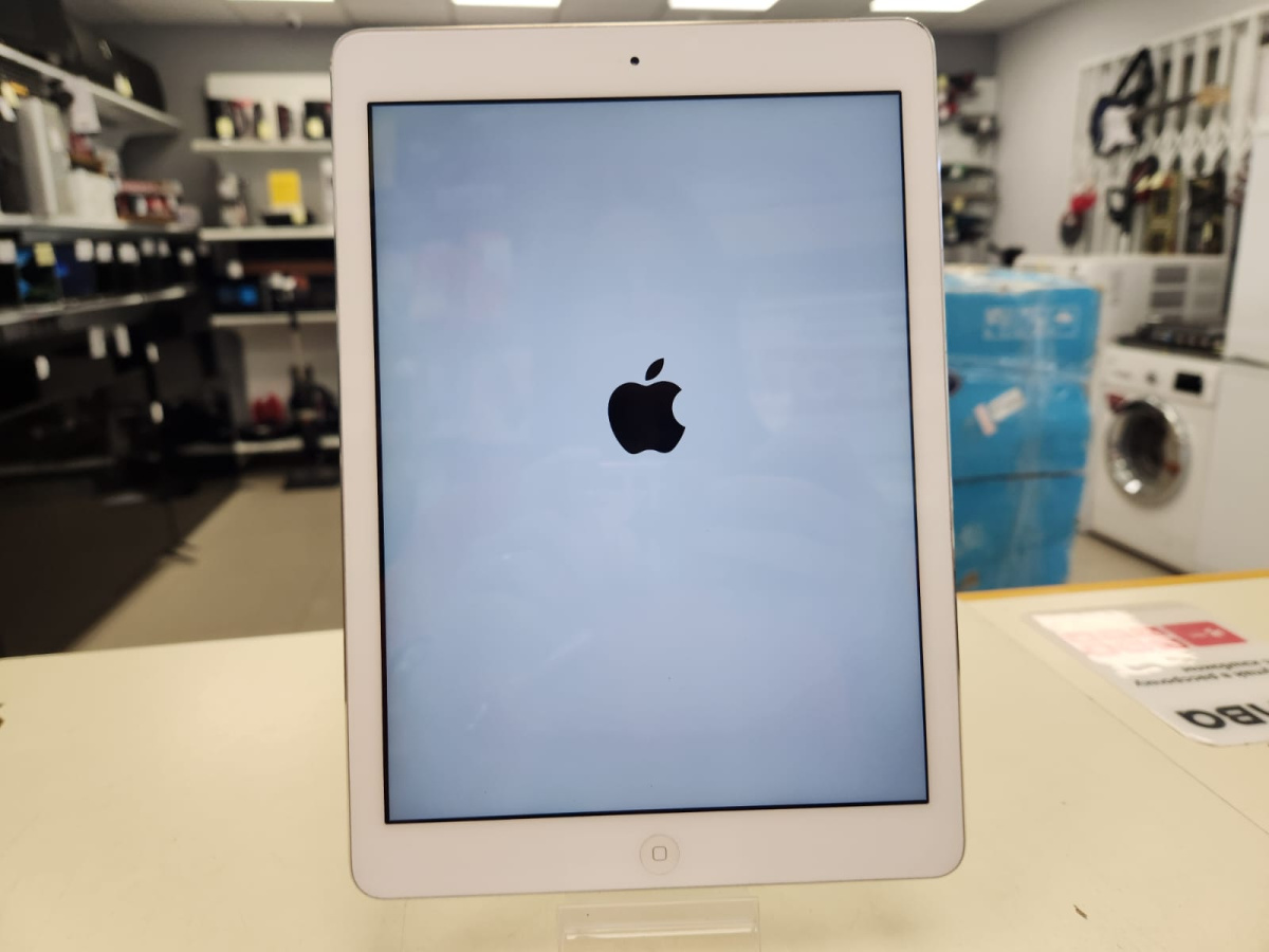 Планшет iPad Air A1475