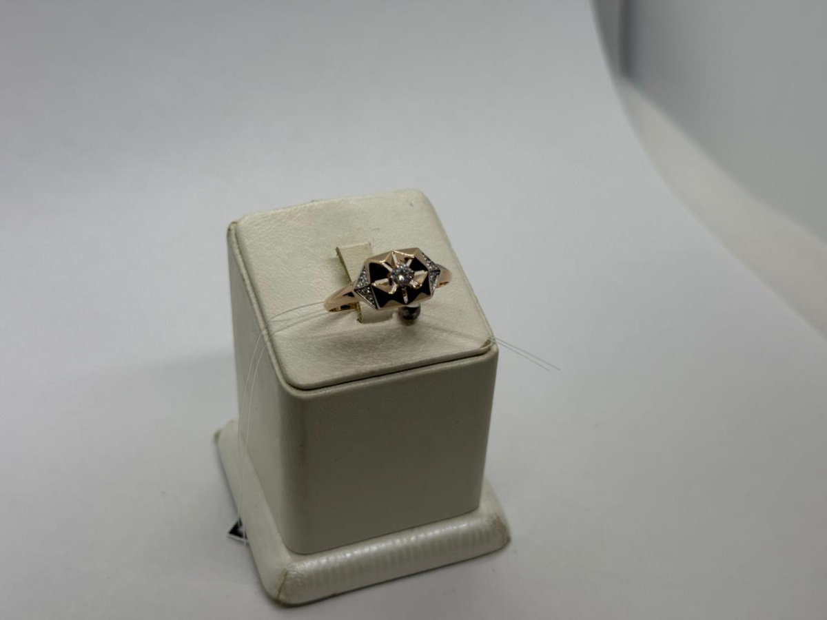 КОЛЬЦО С КАМНЯМИ (Au 585)