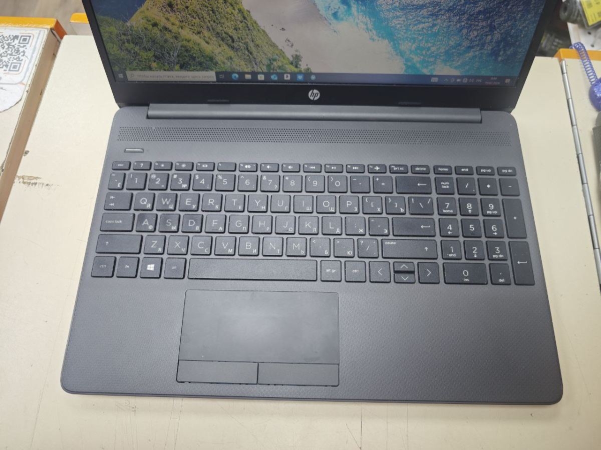 Ноутбук HP 255 G8; Athlon 3150, AMD Radeon (TM) Graphics, 4 Гб, 120 Гб, Нет