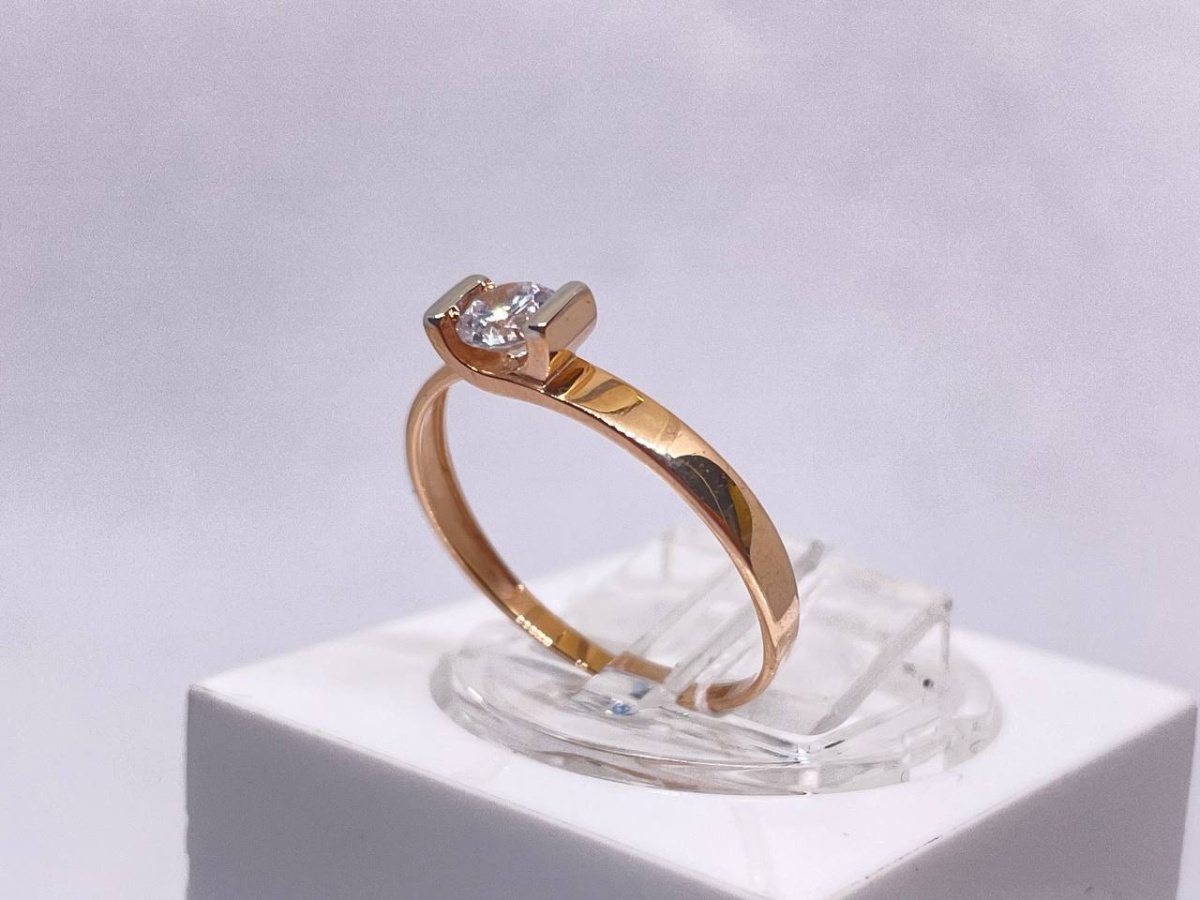 КОЛЬЦО С КАМНЕМ (Au 585)