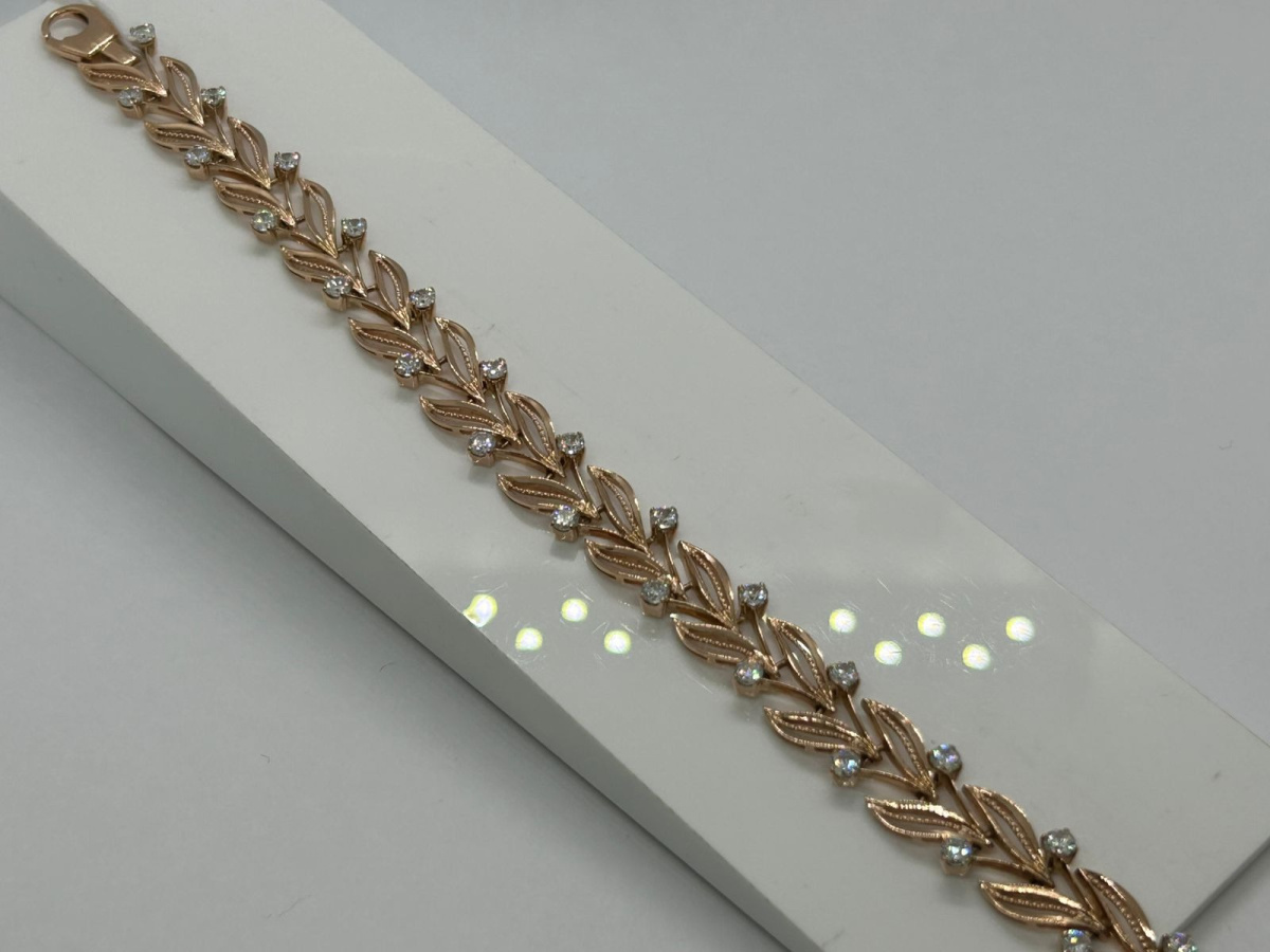 Б585 БРАСЛЕТ С КАМНЯМИ (Au 585)