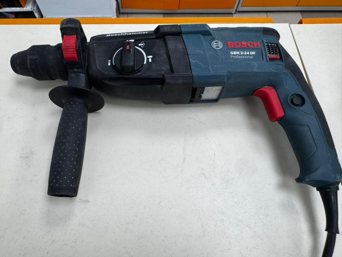 Перфоратор Bosch GBH2-24DF