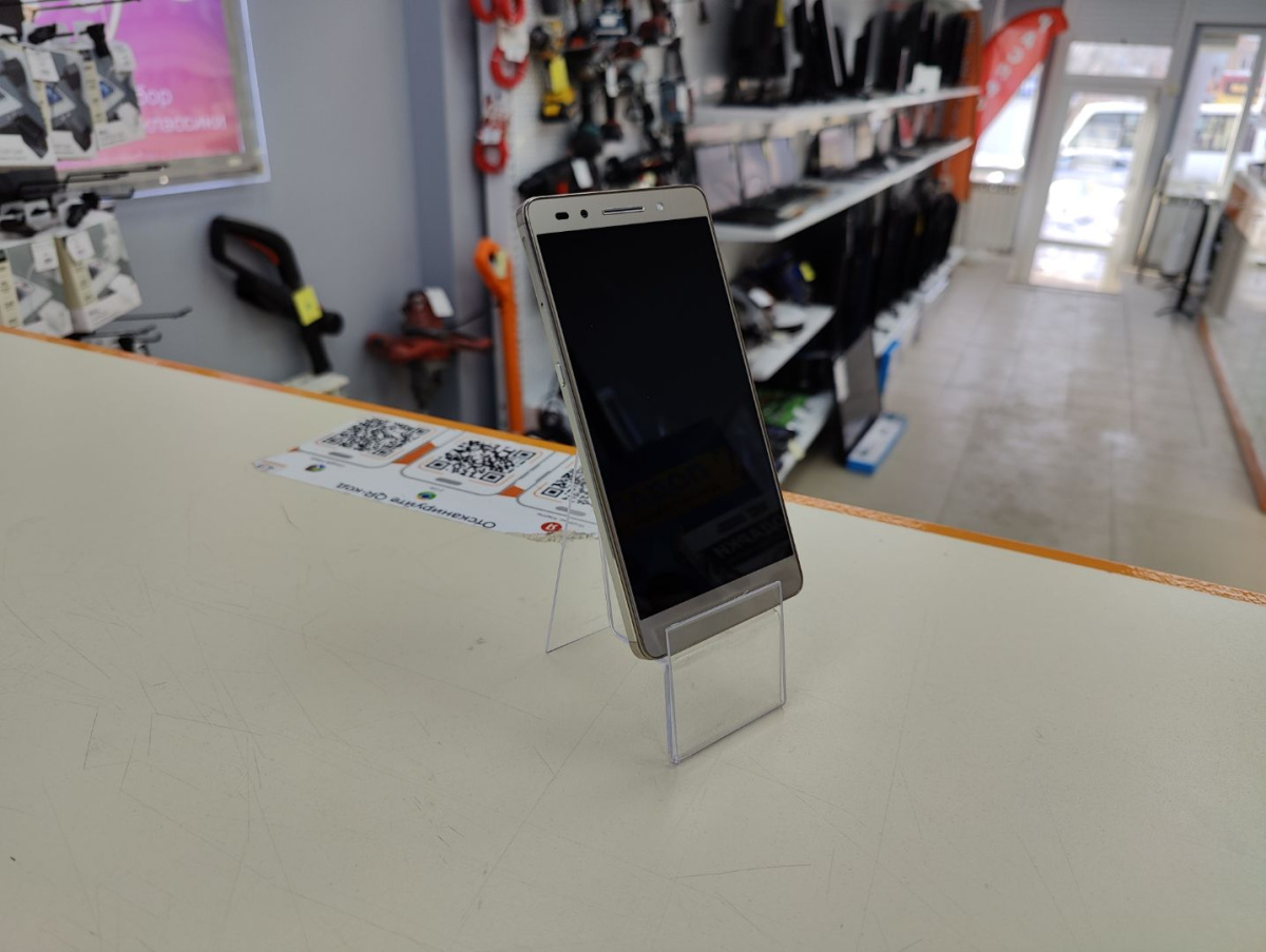Смартфон Honor 7 3/32