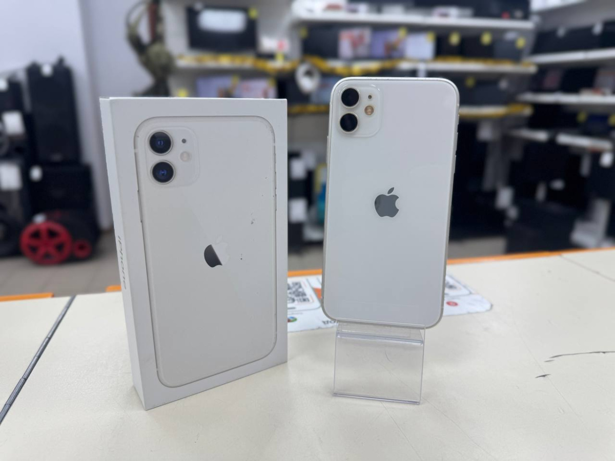 Смартфон Apple iPhone 11 128Gb