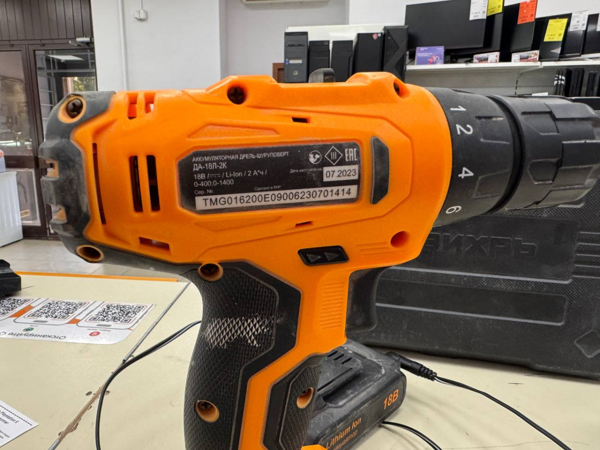 Шуруповерт Вихрь ДА-18Л-2К