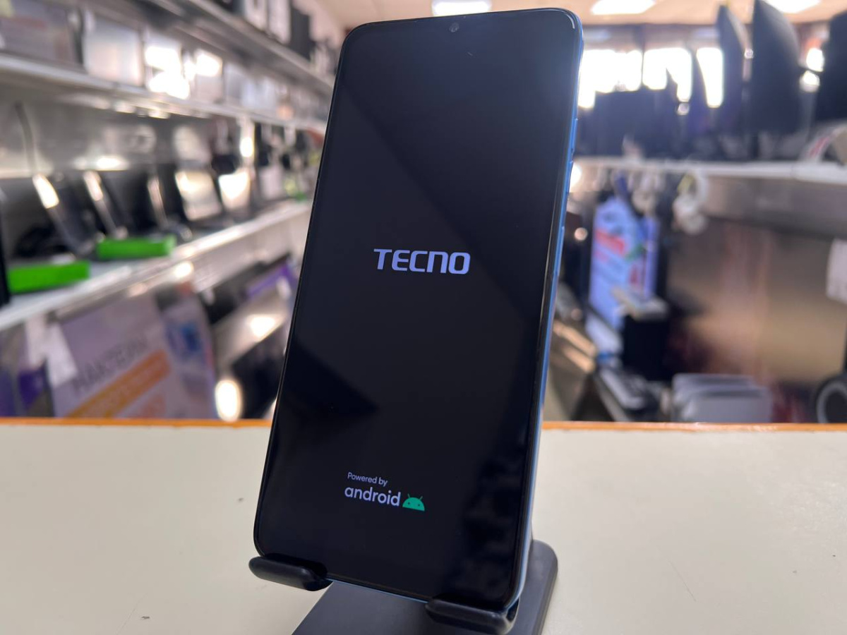 Смартфон Tecno Spark 10 4/128