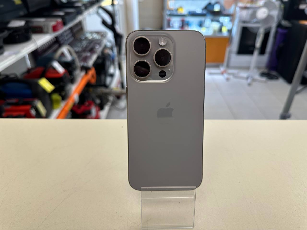 Смартфон Apple Iphone 15 Pro 128Gb