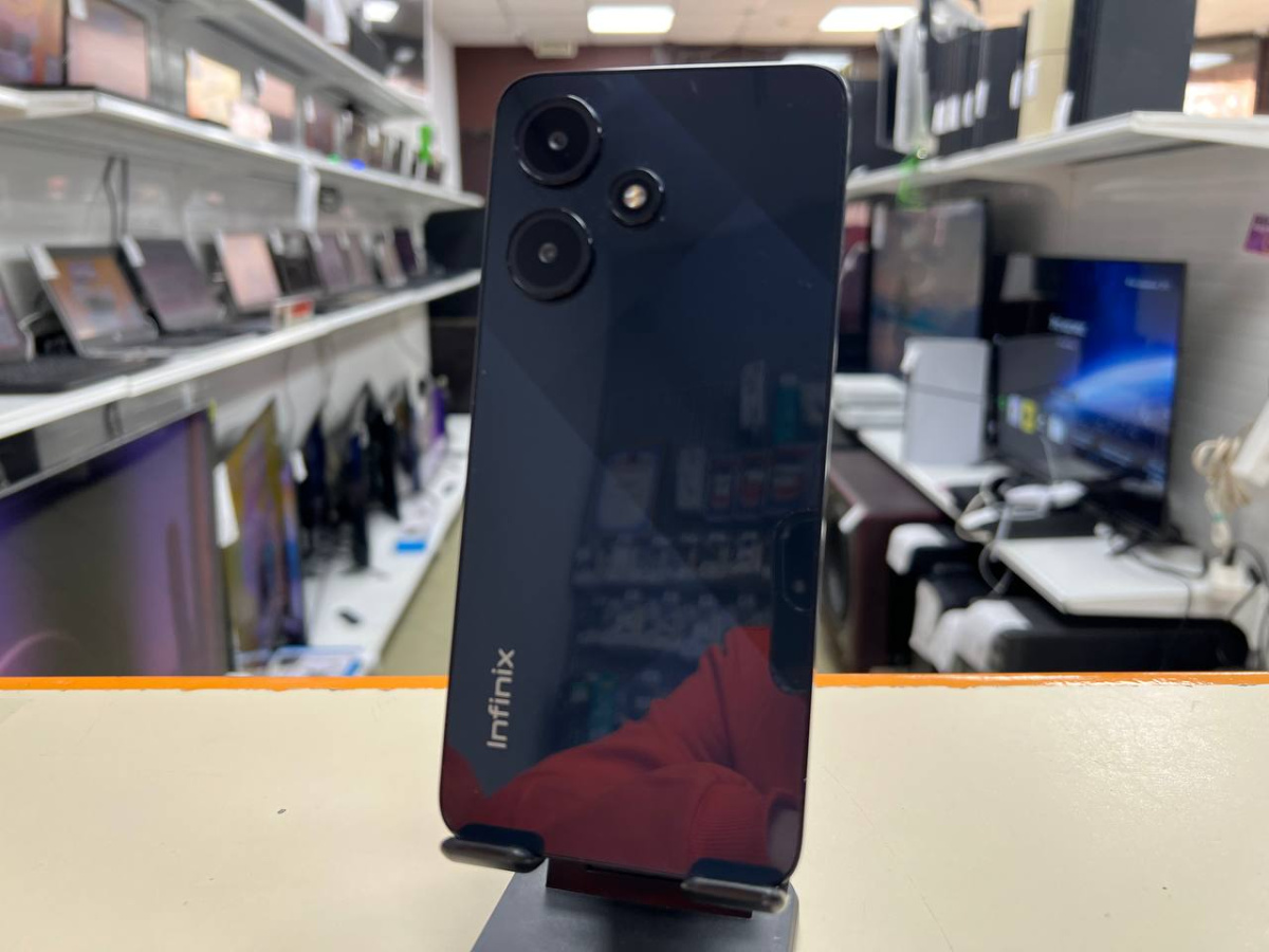 Смартфон Infinix HOT 30i 4/128