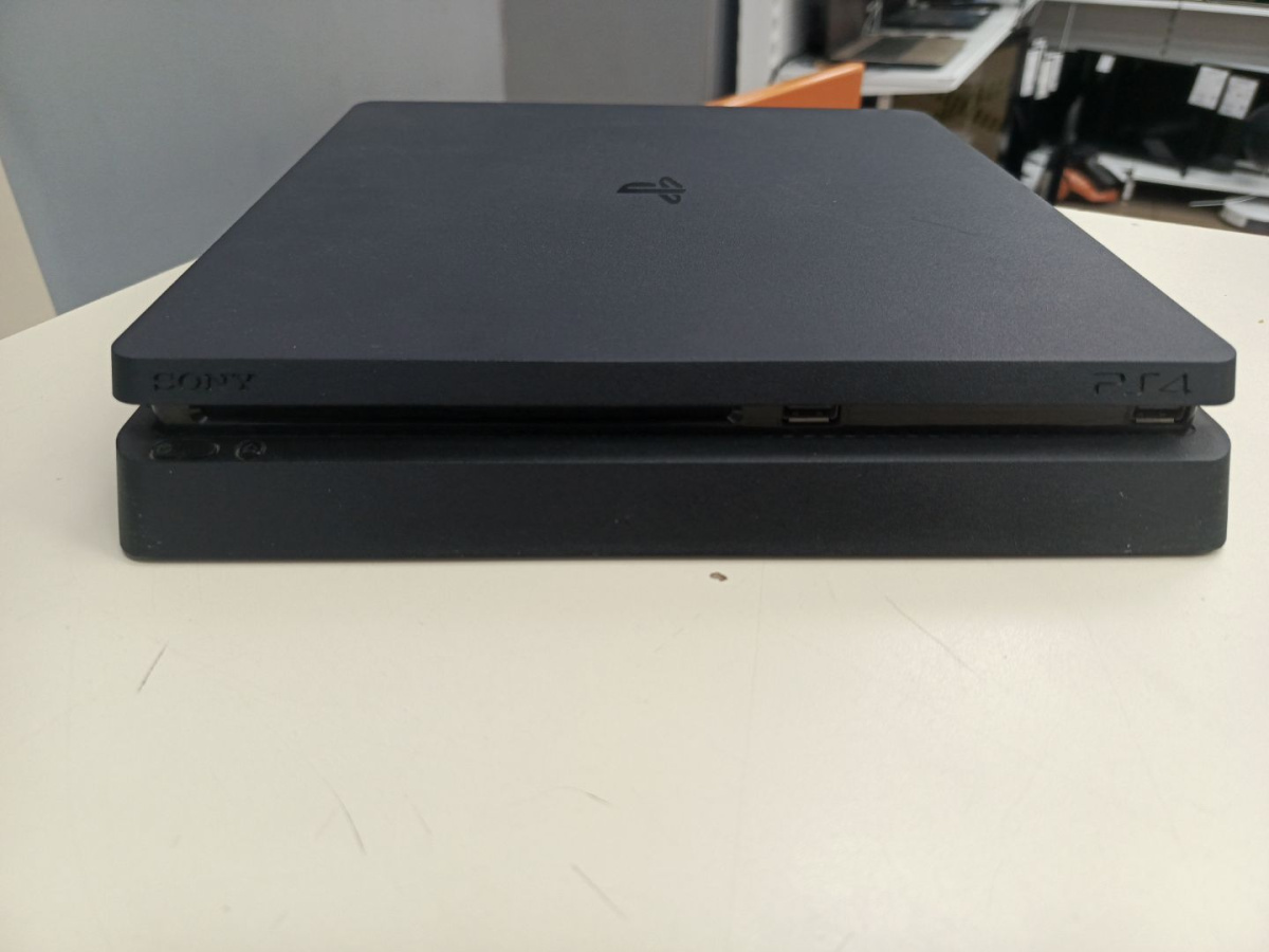 Игровая приставка PlayStation 4 Slim 1Tb