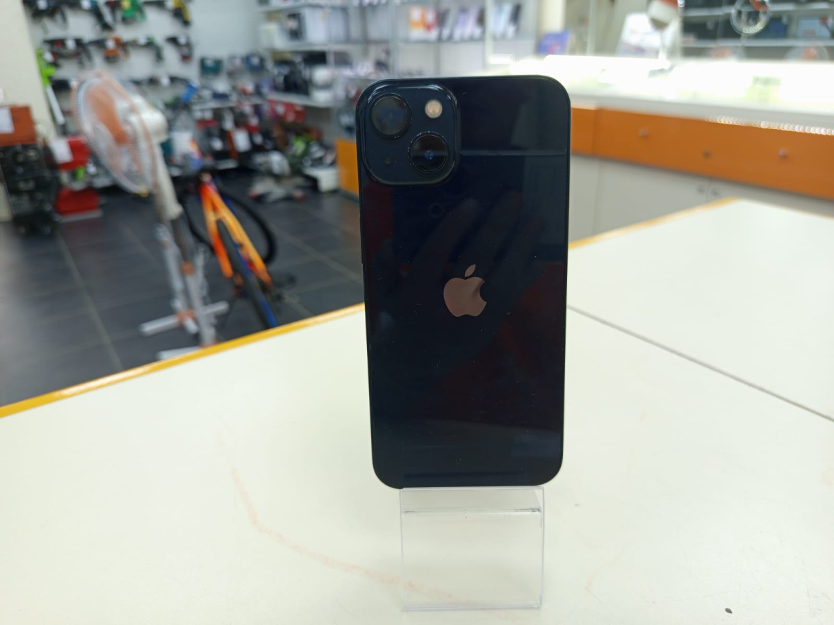 Смартфон Apple iPhone 13 256Gb