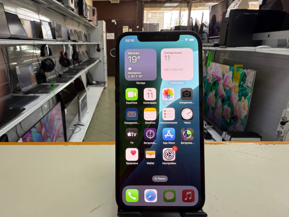 Смартфон Apple iPhone 12 64Gb