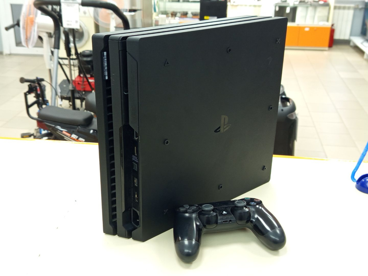 Игровая приставка PlayStation 4 Pro 1Tb