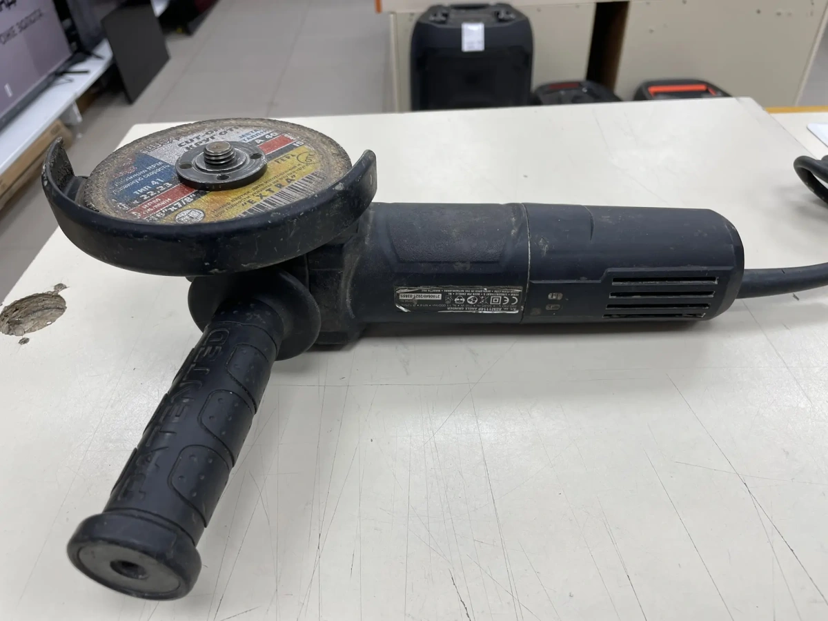 Угловая шлифмашина Ferm AGM1114P 710W-125MM