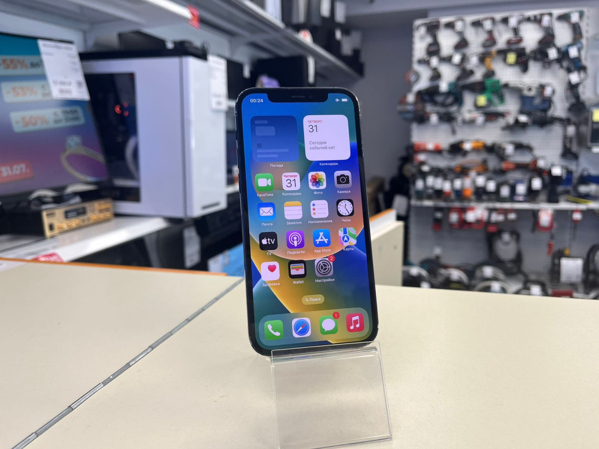 Смартфон Apple iPhone 12 64Gb