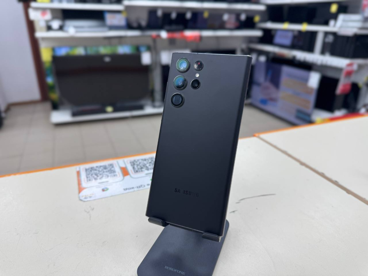 Смартфон Samsung Galaxy S22 Ultra 12/256
