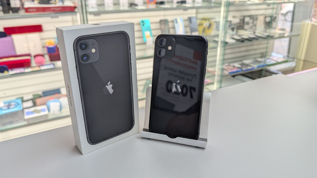 Смартфон Apple iPhone 11 64Gb