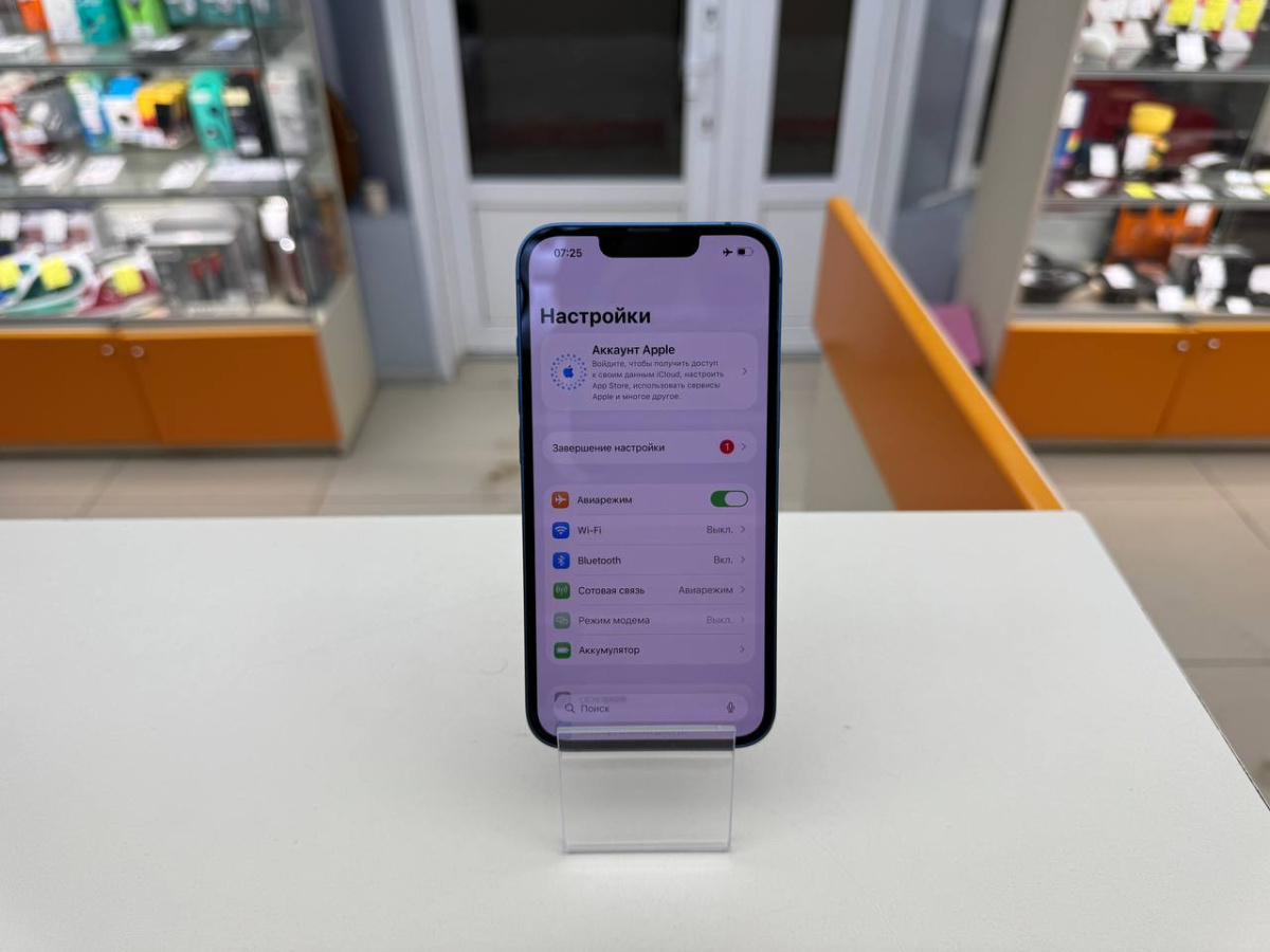 Смартфон Apple iPhone 13 128Gb