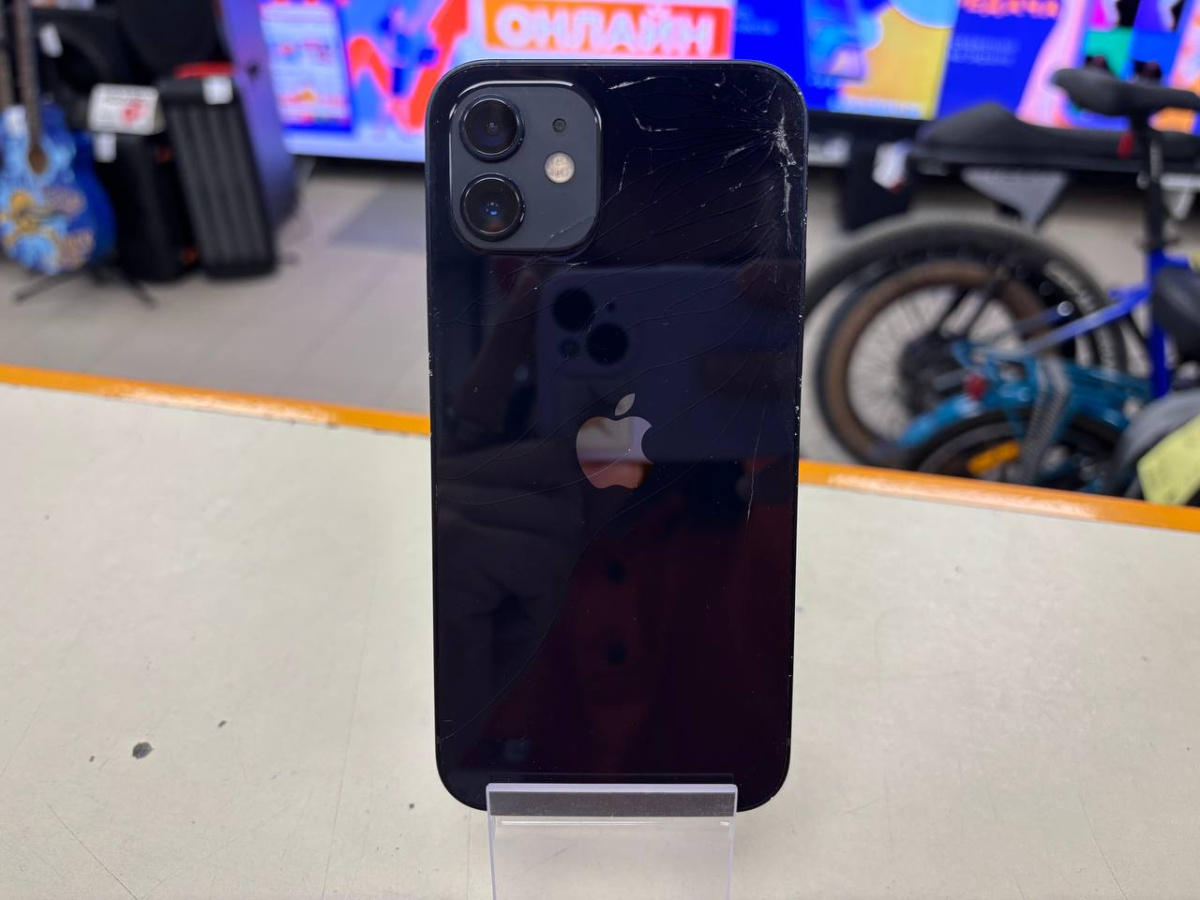 Смартфон Apple iPhone 12 64Gb