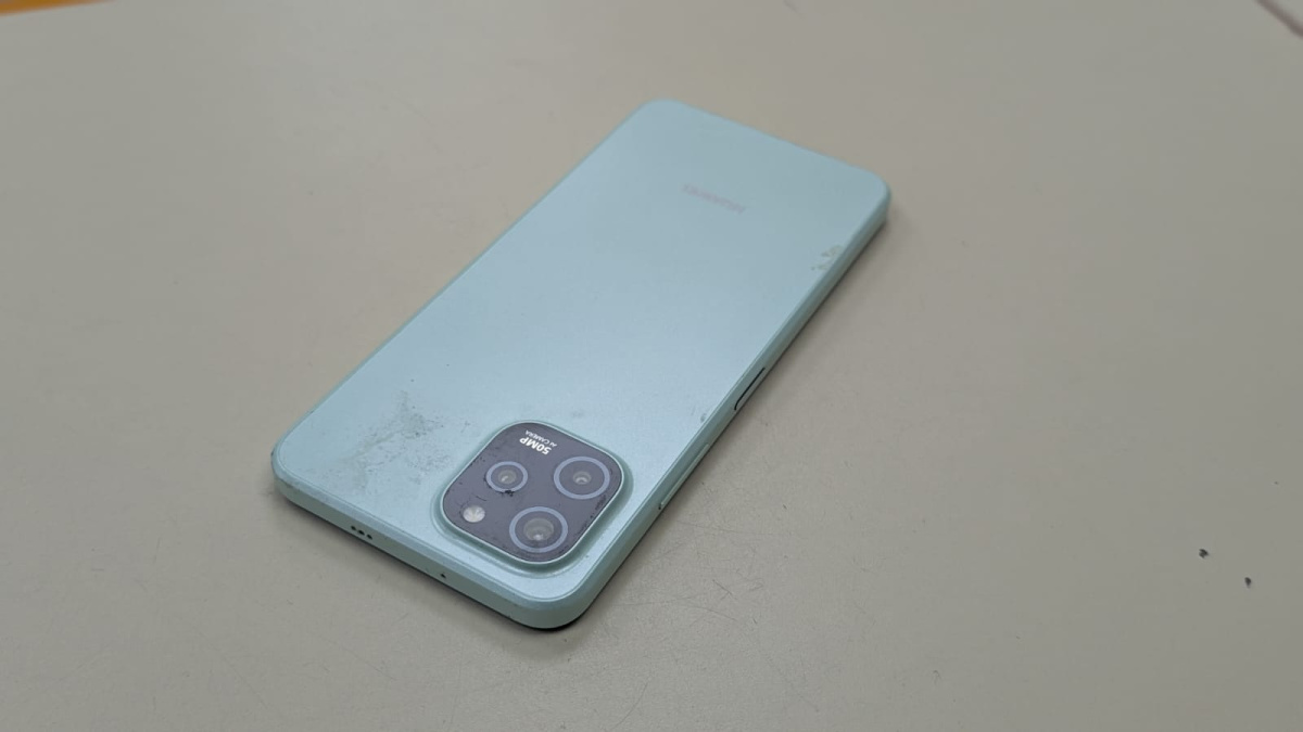 Смартфон Huawei Nova Y61 4/128