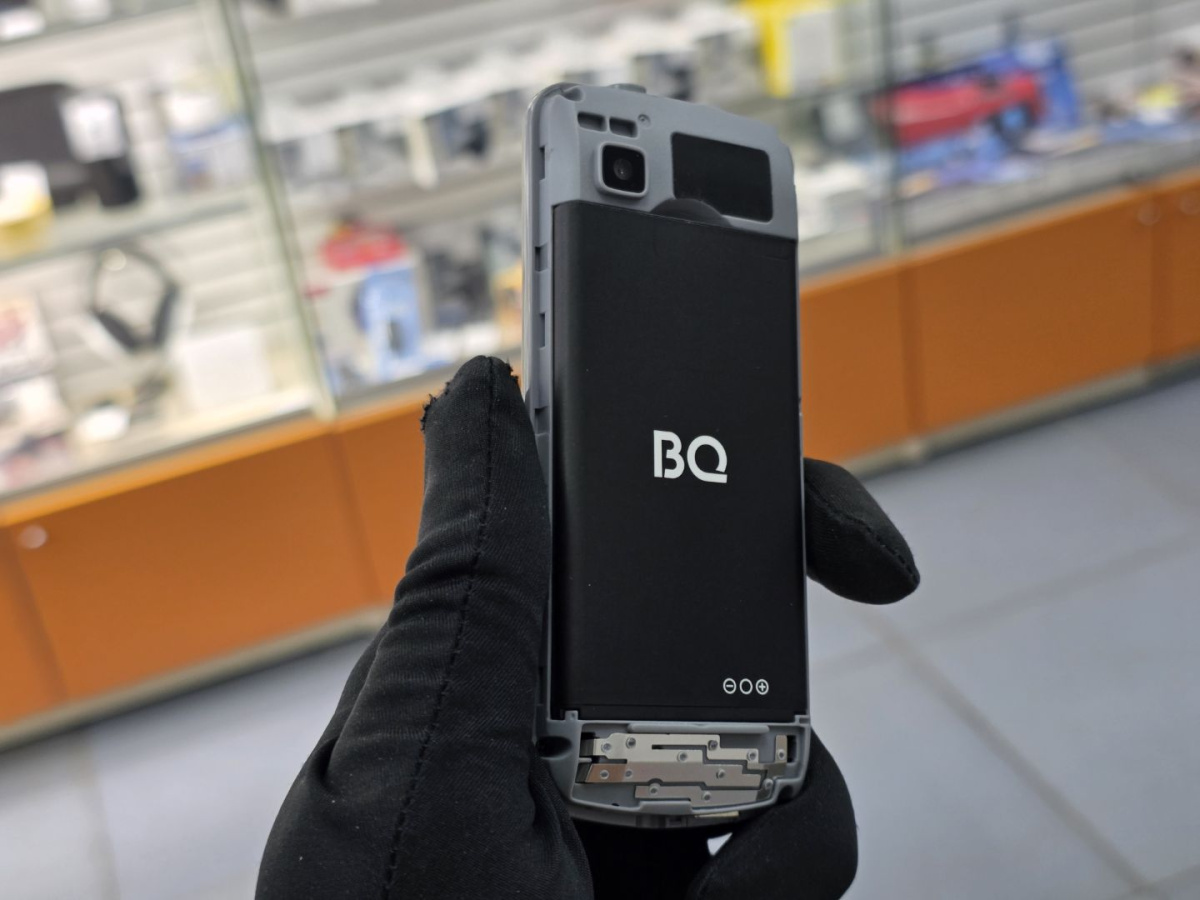 Мобильный телефон BQ 1860
