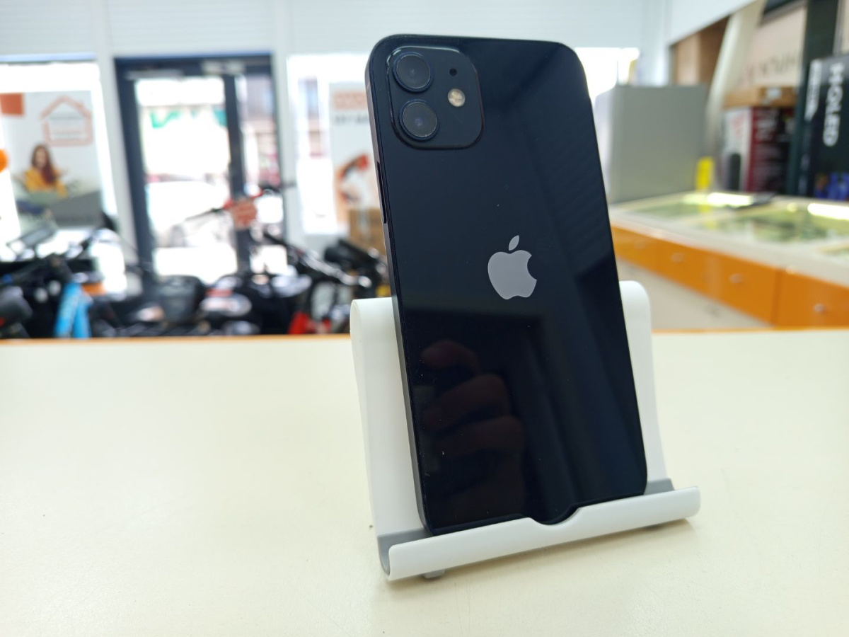 Смартфон Apple iPhone 12 128Gb