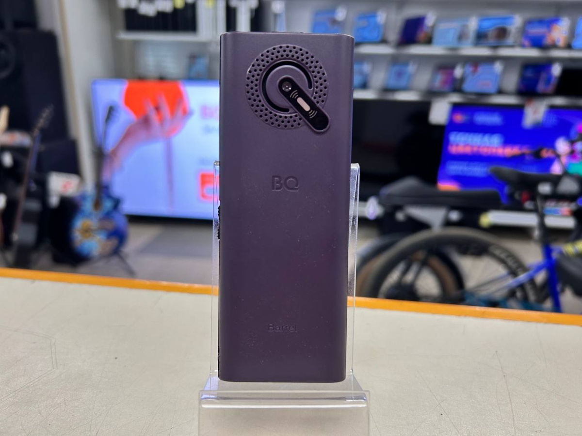 Мобильный телефон BQ 1858