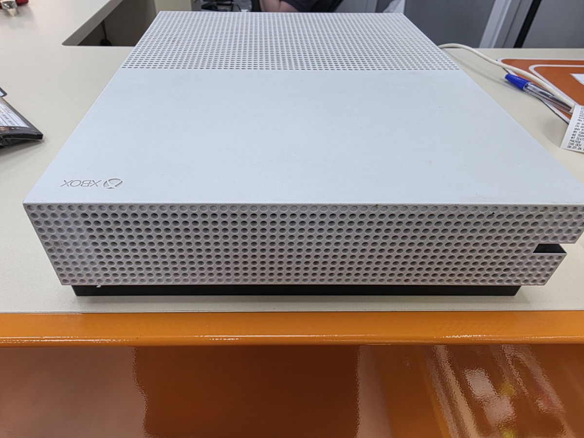 Игровая приставка Xbox One S Digital Edition 500Gb
