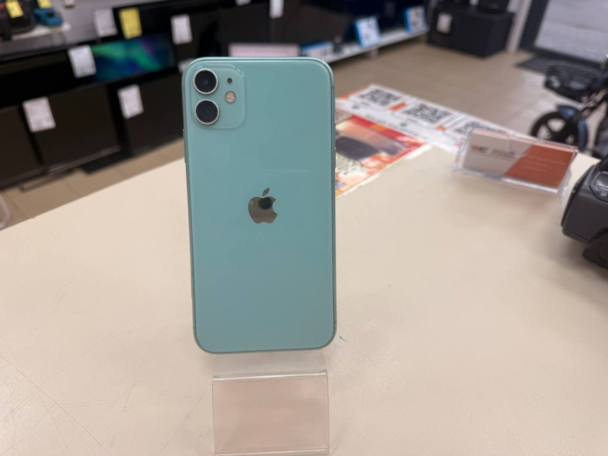 Смартфон Apple iPhone 11 64Gb