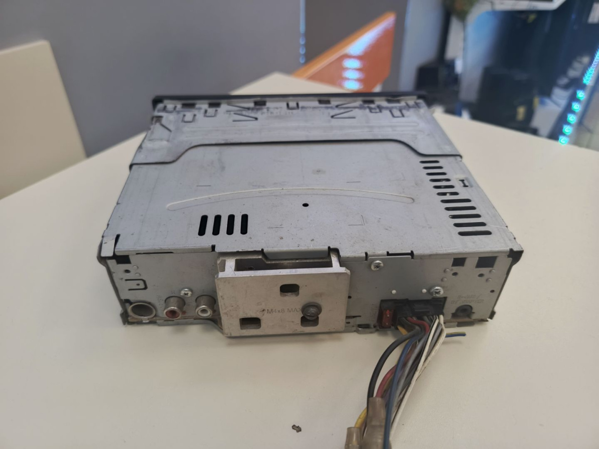 Автомагнитола JVC KD X120