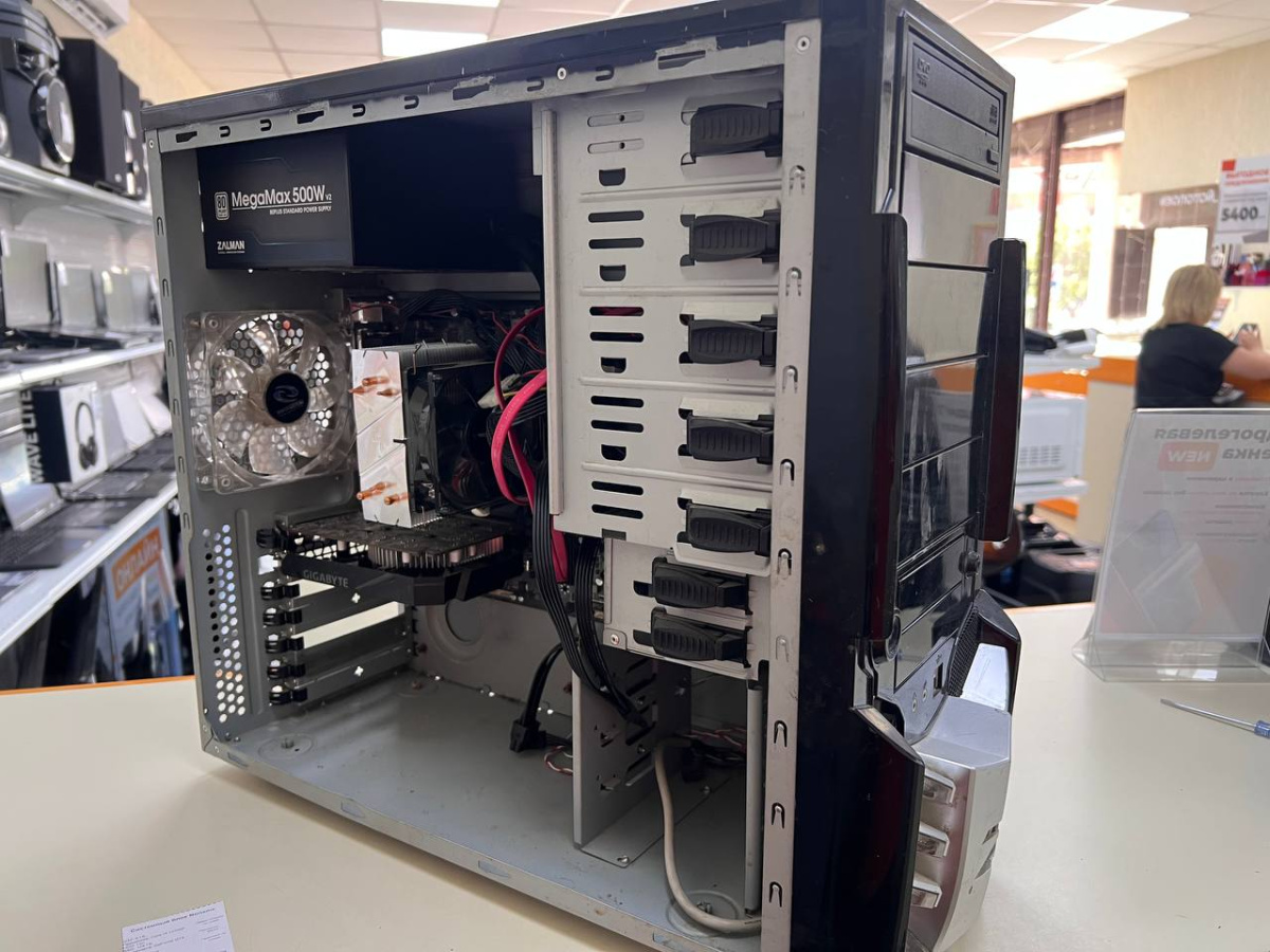 Системный блок Noname; Core I3-12100F, GeForce GTX 1650, 8 Гб, 128 Гб, Нет