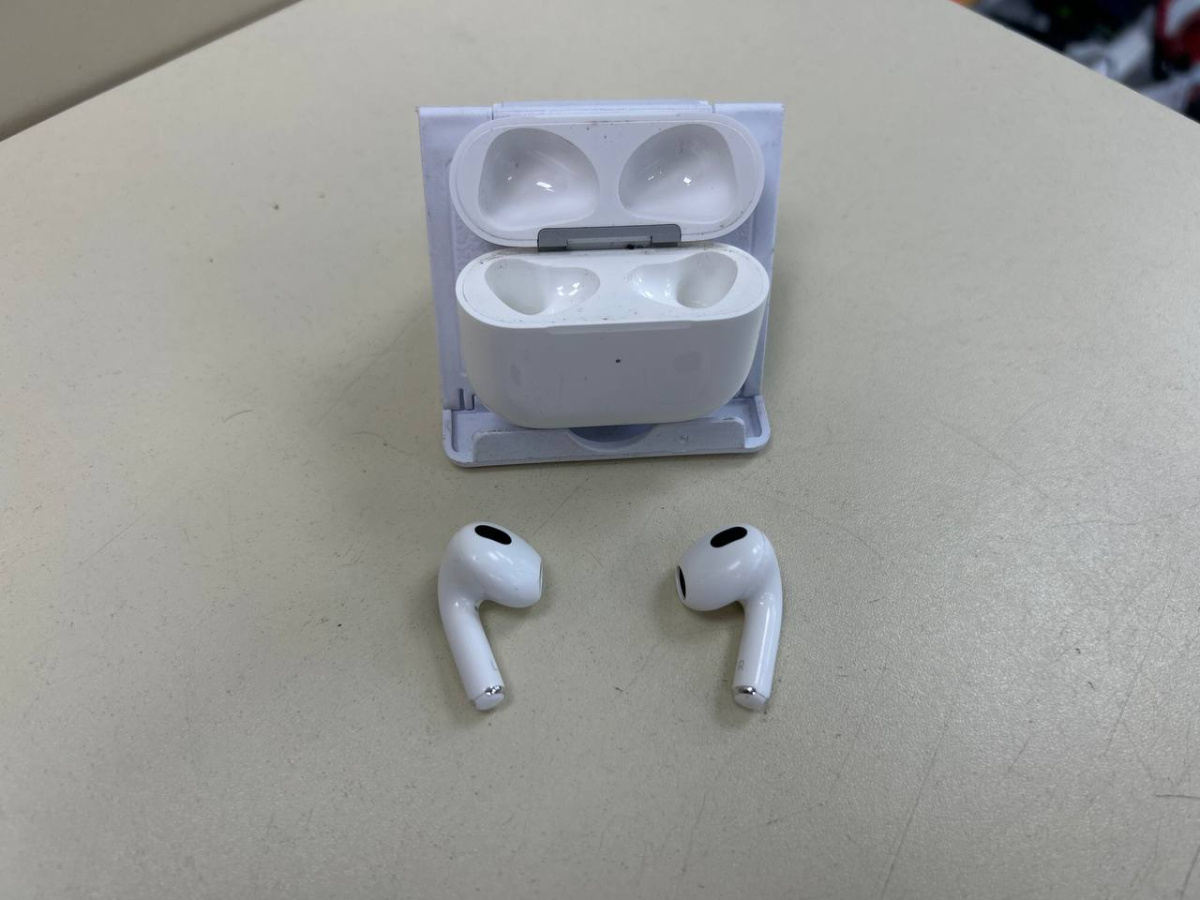 Наушники беспроводные Apple AirPods 3 Lightning