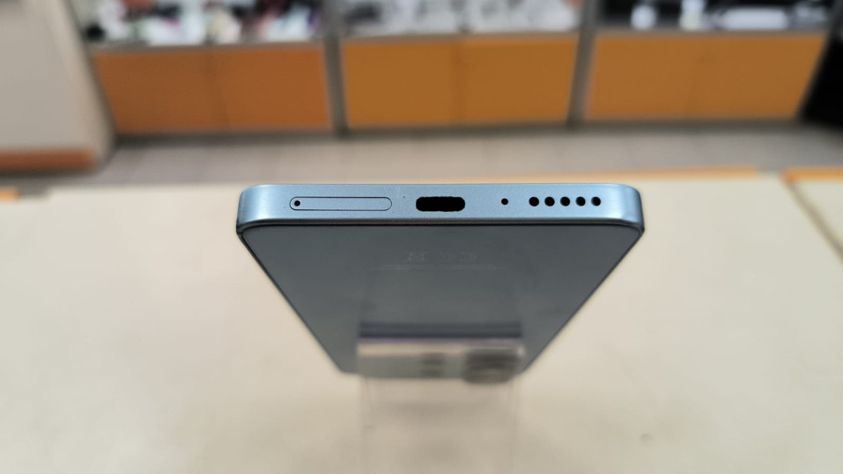 Смартфон Xiaomi Redmi note 13 8/128