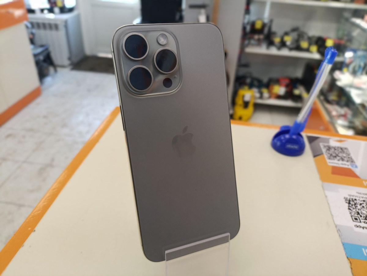 Смартфон Apple iPhone 15 Pro Max 256Gb